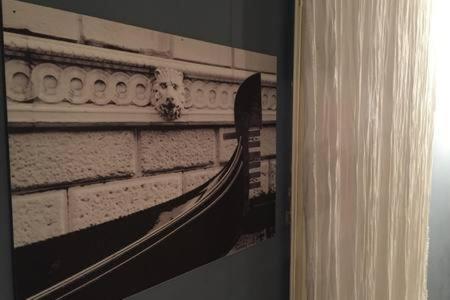 Отель Casa Fornaretto Венеция Экстерьер фото